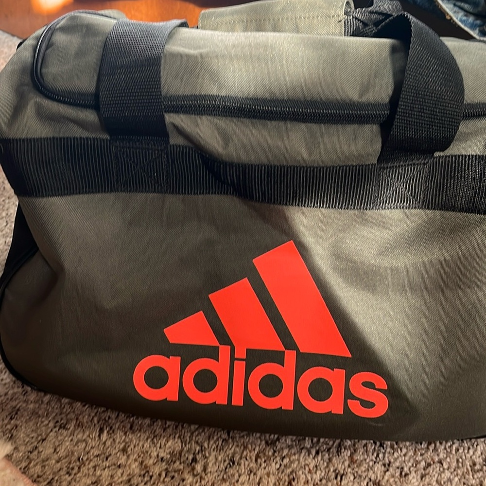 NWOT Adidas small duffle bag